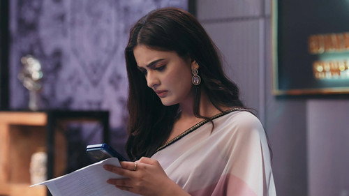 Angad's Hidden Test Shocks Vrinda