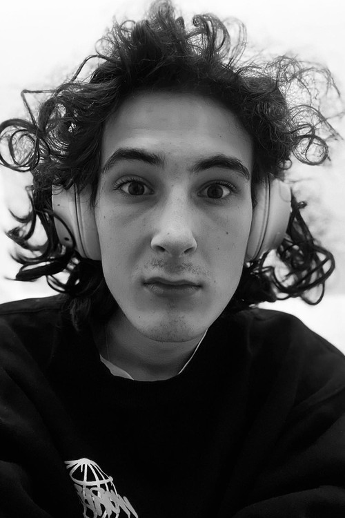 Adam Arago