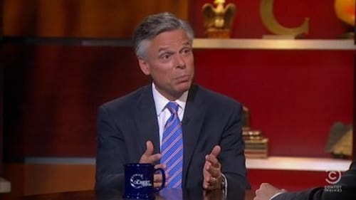 Escena del episodio 9 de la temporada 8 de la serie The Colbert Report