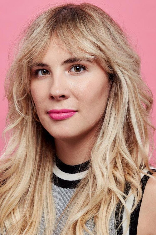 Emily Henry headshot