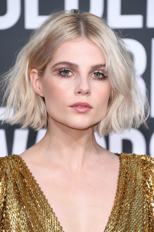 Kép: Lucy Boynton színész profilképe