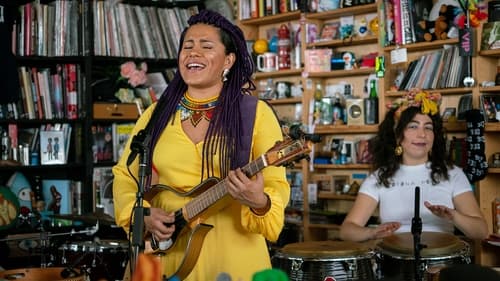 Poster della serie NPR Tiny Desk Concerts