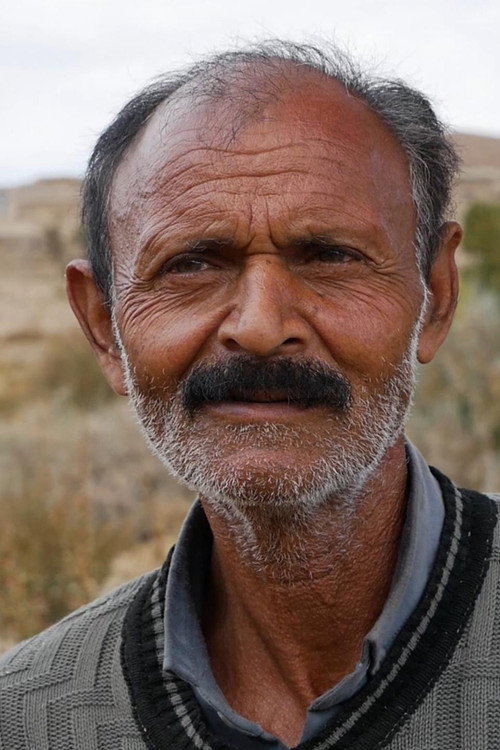 Vier, fünf Personen