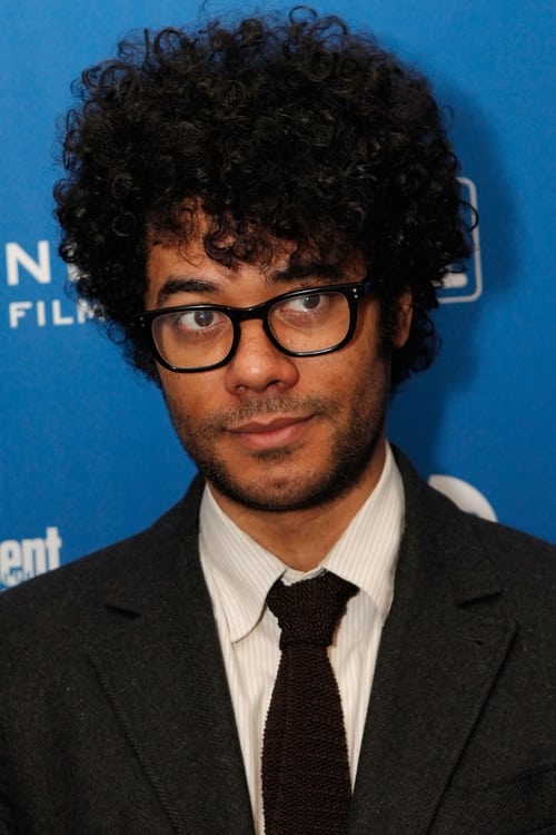 Kép: Richard Ayoade színész profilképe