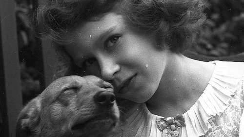 Poster della serie Elizabeth II: Making of a Monarch