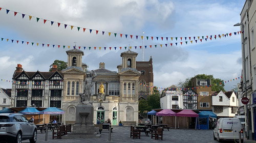 Cyninges Tun: History of Kingston upon-Thames Backdrop Blur