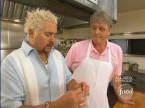 Escena del episodio 1 de la temporada 6 de la serie Diners, Drive-Ins and Dives