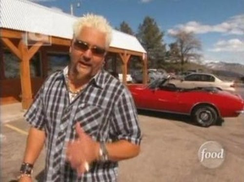 Escena del episodio 11 de la temporada 6 de la serie Diners, Drive-Ins and Dives