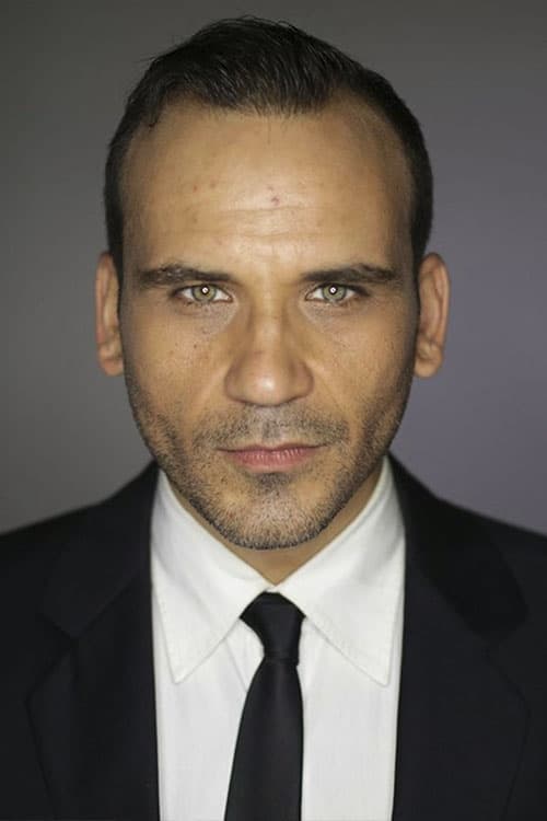 Kép: Gürgen Öz színész profilképe