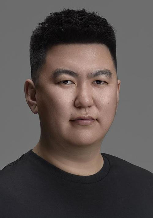 Na Yintai