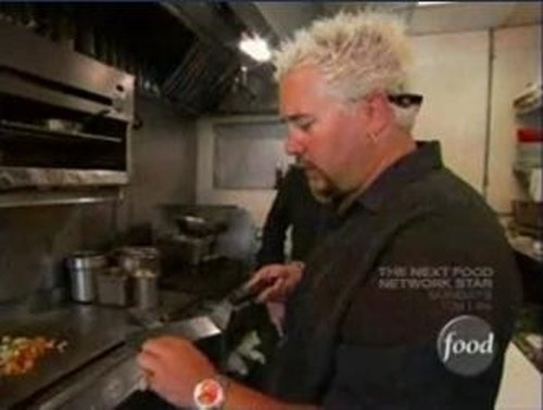 Escena del episodio 1 de la temporada 4 de la serie Diners, Drive-Ins and Dives