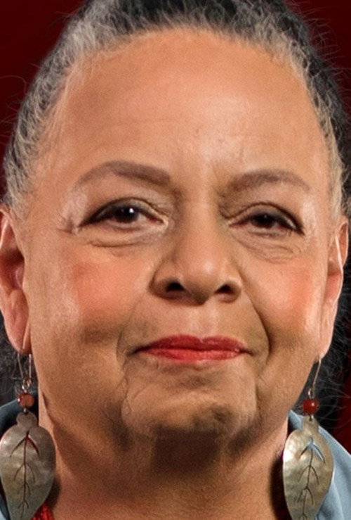 Rita Shelton Deverell: Queen Bee