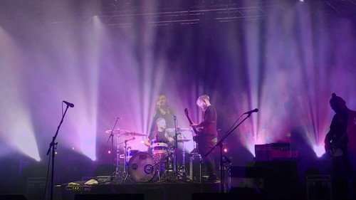 Oddział Zamknięty live Stodoła Backdrop Blur