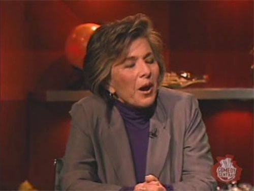 Escena del episodio 17 de la temporada 2 de la serie The Colbert Report