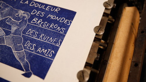 De papier et de plomb Backdrop Blur