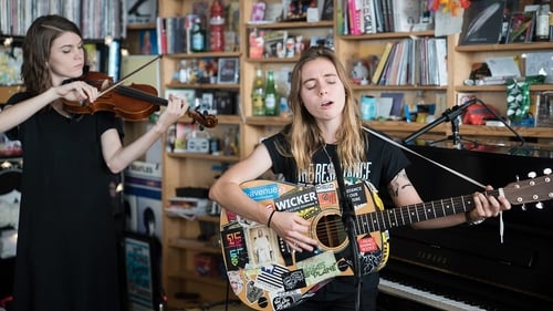 Poster della serie NPR Tiny Desk Concerts