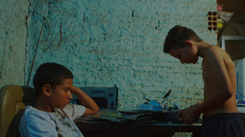 Quem Chegar Por Último