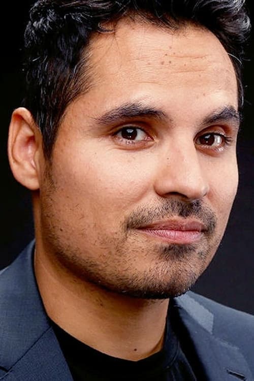 Kép: Michael Peña színész profilképe