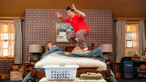 KEVIN CAN F**K HIMSELF: 1×2