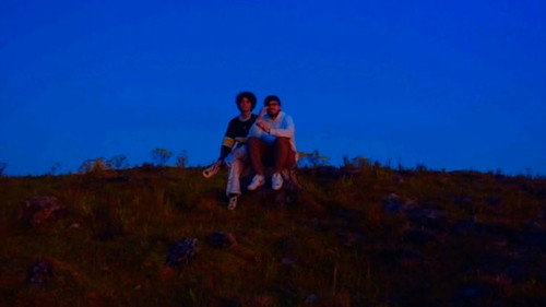 Bittersweet Memories: 14 Dias Isolados para Fazer um Álbum Bild 2