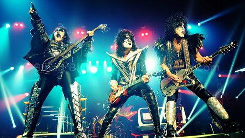Kiss: Rock and Roll All Nite (Live Version) Backdrop Blur