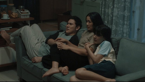 Кадр из Hanya Namamu Dalam Doaku