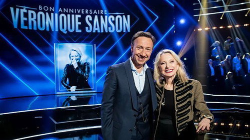 Bon Anniversaire Véronique Sanson Backdrop Blur