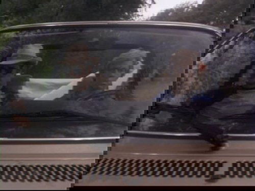 Escena del episodio 3 de la temporada 3 de la serie Magnum