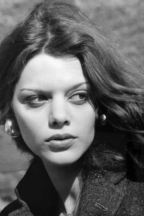 Tina Aumont
