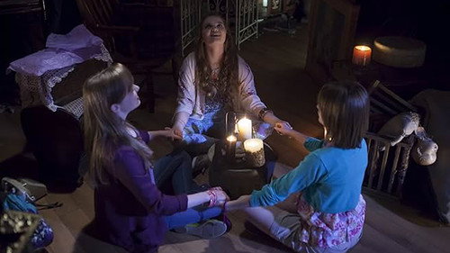 The Haunting Hour: La Serie — Fondos 17