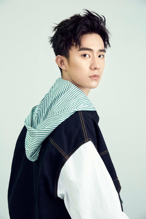 Zheng Hao photo 2