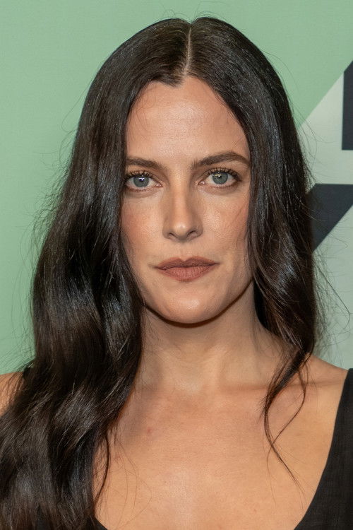 Riley Keough Photo