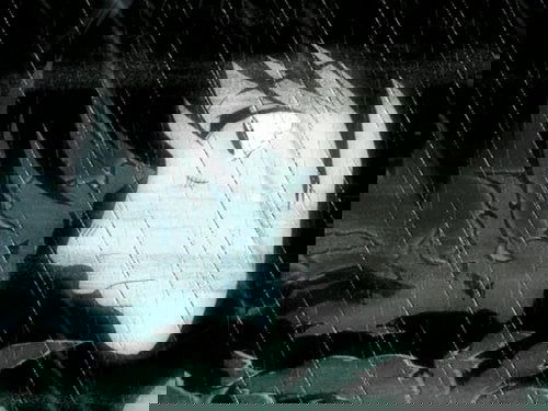 Escena del episodio 1 de la temporada 1 de la serie Requiem from the Darkness
