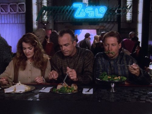 Poster della serie Babylon 5