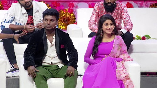 Small Screen Stars on the Show