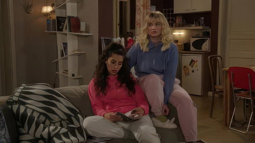 Episode 3726 still