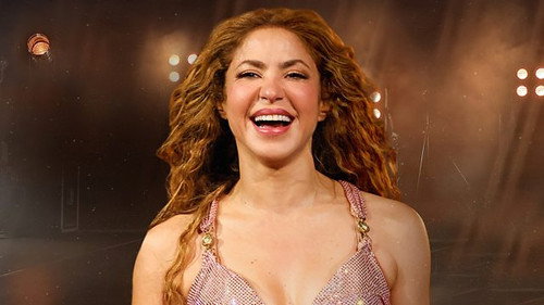 Backstage with Shakira