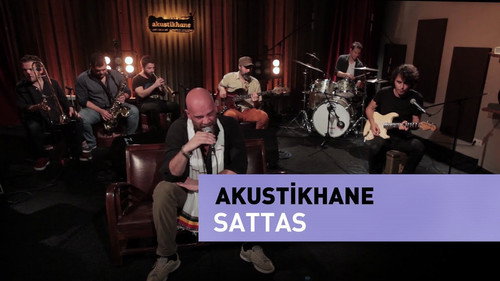 Sattas Live On Akustikhane Backdrop Blur