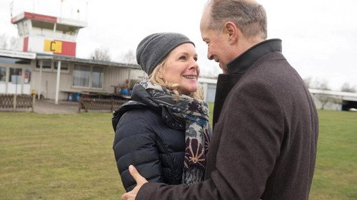 Folge 2182 - Happy-End auf dem Flugplatz