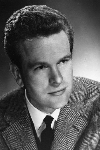 William Markus interpretando a Olavi Naula