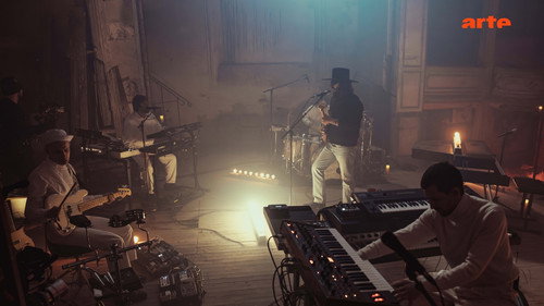 Sébastien Tellier at the Mirecourt Theater Passengers