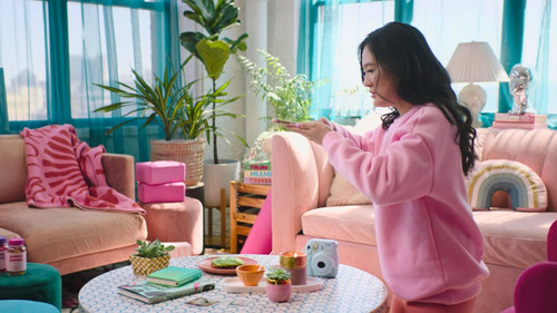 Meet Cute in Manhattan — still 10