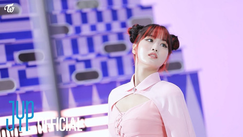 TWICE “SCIENTIST” M/V Behind the Scenes EP.01 still