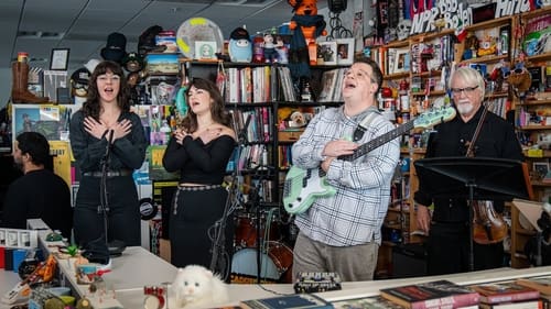 Poster della serie NPR Tiny Desk Concerts