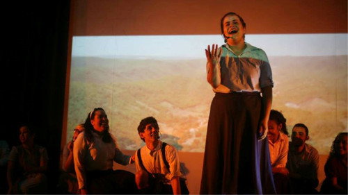 Lolek, A Vida de São João Paulo II no Teatro Lauro Gomes