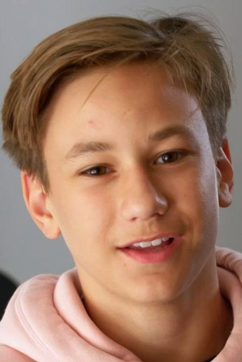 Kép: Liam Svensson színész profilképe