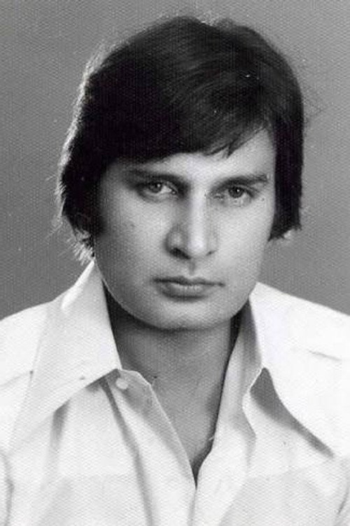 Asif Khan