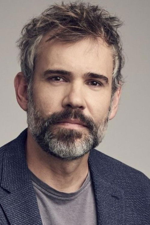 Kép: Rossif Sutherland színész profilképe