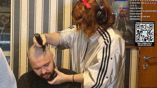 Carteiro Cósmico Raspando o Cabelo Bild 1