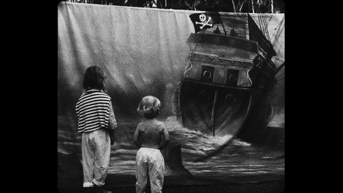 MOBY DICK 4 DUMMIES Backdrop Blur
